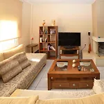 Fani\'S Spacious Apartment